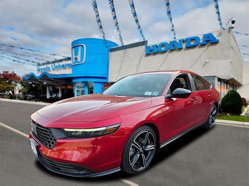 Certified 2024 Honda Accord Sport image 1