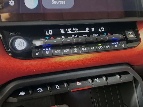 Used 2025 Toyota Sequoia TRD Pro AWD/4WD image 25