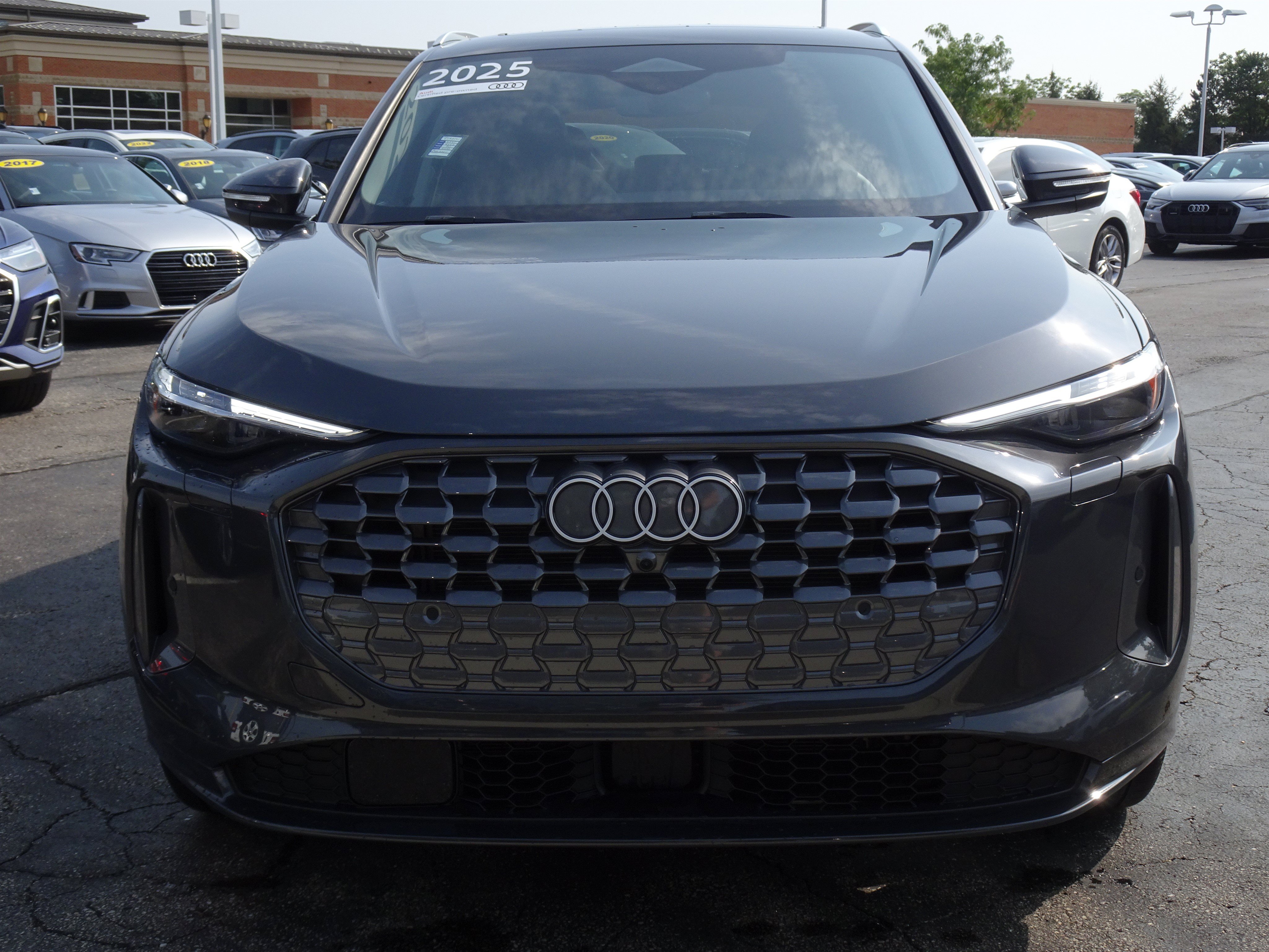 Certified 2025 Audi Q5 Prestige AWD/4WD image 7