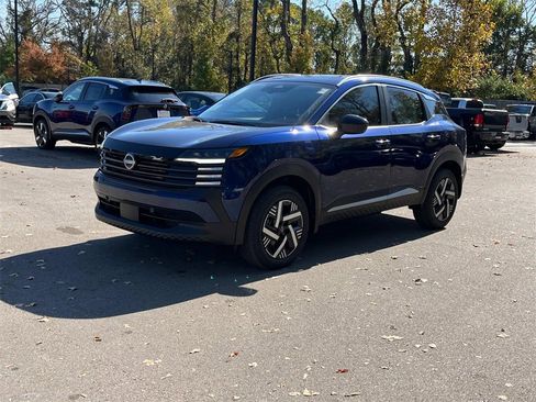 New 2026 Nissan Kicks SV w/ SV Premium Package image 9