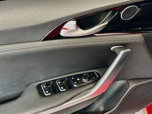 Used 2019 Kia Stinger RWD image 11