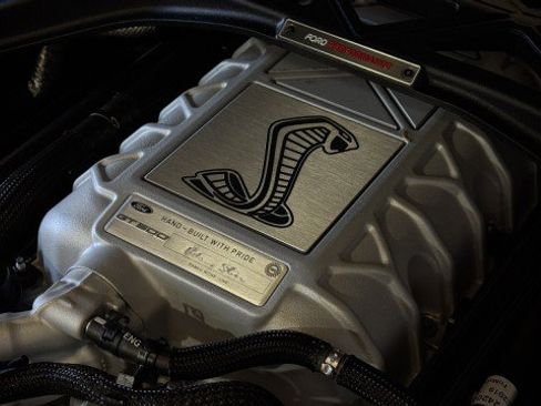 Used 2020 Ford Mustang Shelby GT500 w/ Technology Package RWD image 34