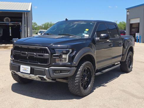 Used 2019 Ford F150 Raptor w/ Equipment Group 802A Luxury AWD/4WD image 7