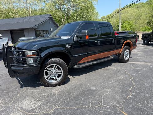 Used 2008 Ford F250 Harley-Davidson AWD/4WD image 17