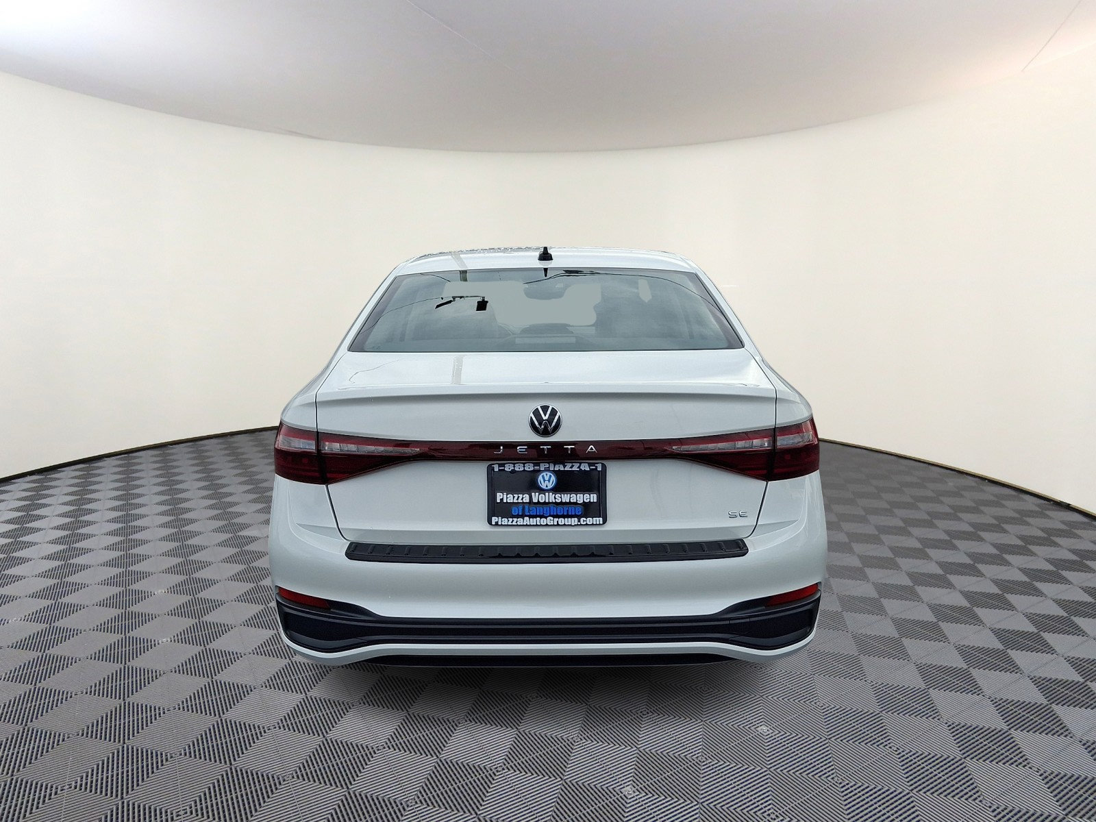 Used 2026 Volkswagen Jetta SE FWD image 6