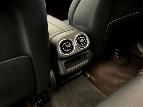 Certified 2025 Mercedes-Benz GLC 43 AMG 4MATIC image 10