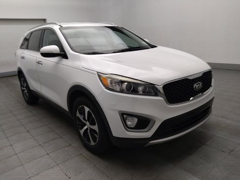 Used 2018 Kia Sorento EX FWD image 13