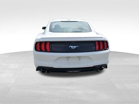 Used 2018 Ford Mustang Coupe w/ Equipment Group 101A RWD image 5