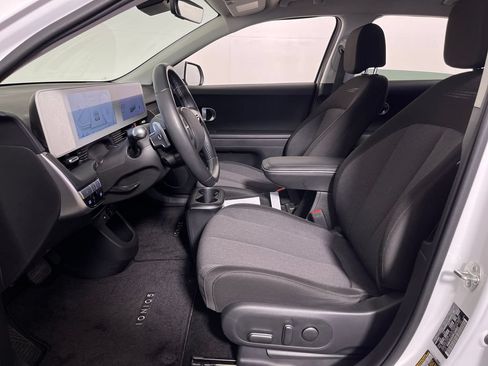 Certified 2024 Hyundai Ioniq 5 SEL RWD image 12