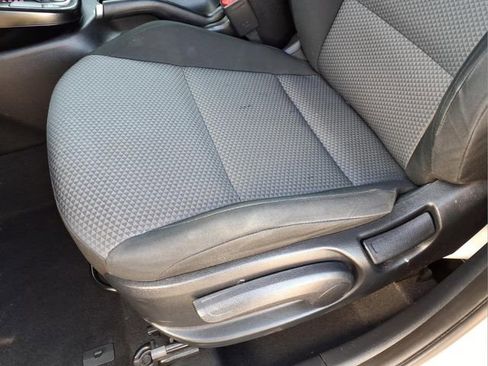 Used 2022 Kia Soul LX w/ Technology Package FWD image 14