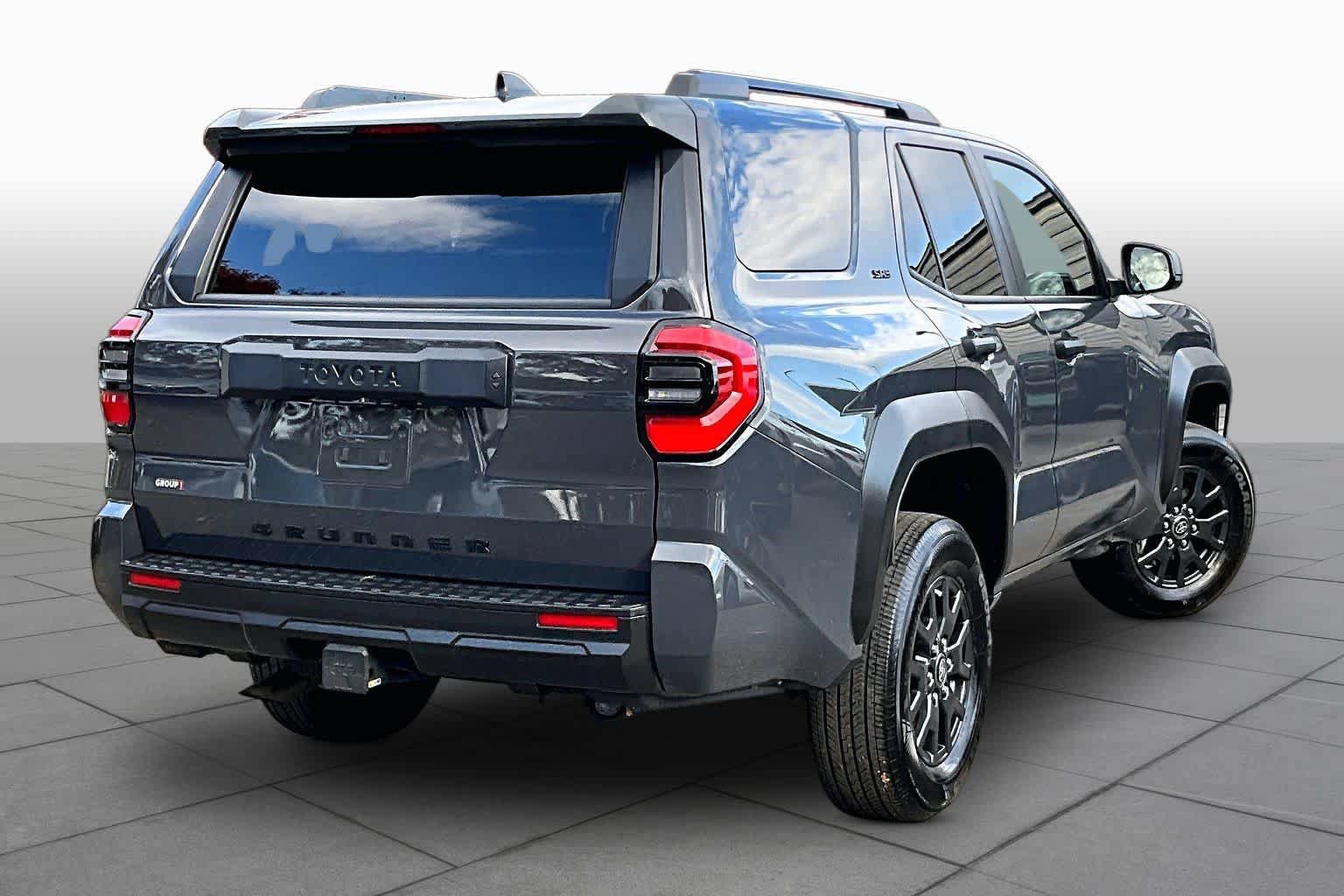 Certified 2026 Toyota 4Runner SR5 AWD/4WD image 12