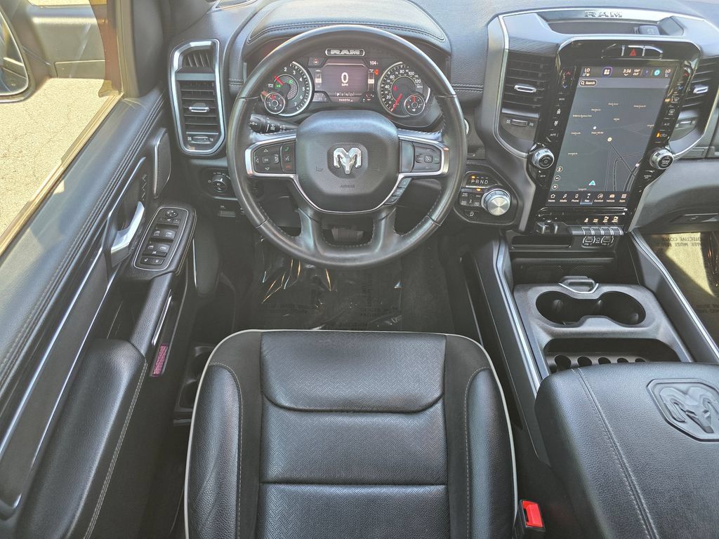 Used 2024 RAM 1500 Laramie AWD/4WD image 30