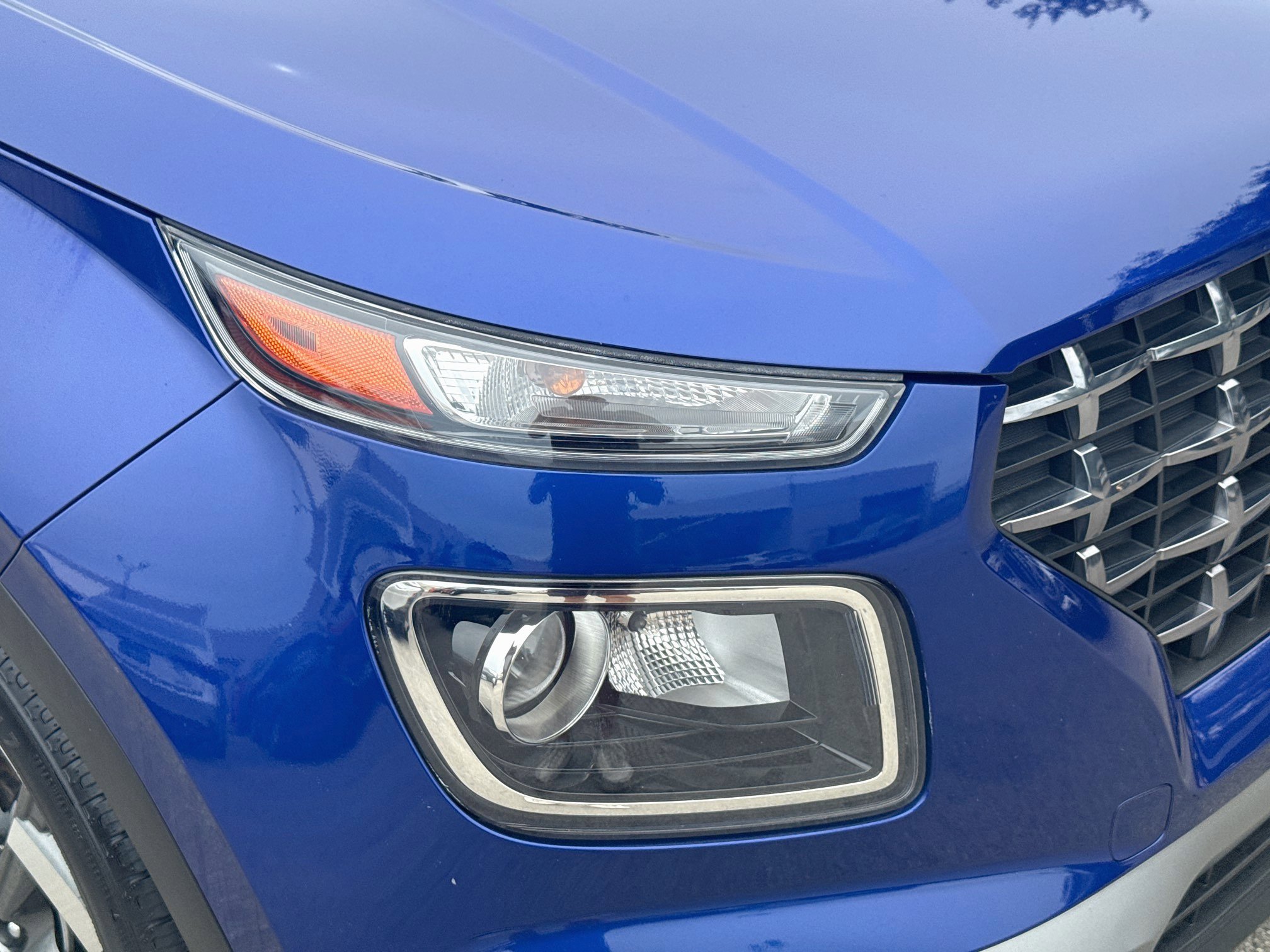 Used 2023 Hyundai Venue SEL FWD image 31