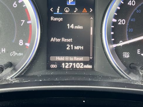 Used 2016 Toyota Highlander Limited image 26