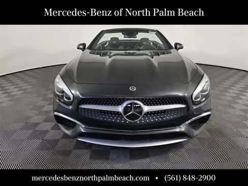Used 2020 Mercedes-Benz SL 550 image 2