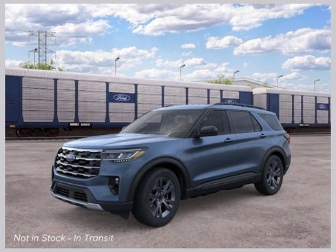 New 2026 Ford Explorer Active w/ Active Comfort Package AWD/4WD image 1