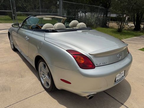 Used 2005 Lexus SC 430 Convertible RWD image 10