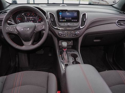 Certified 2024 Chevrolet Equinox RS AWD/4WD image 4