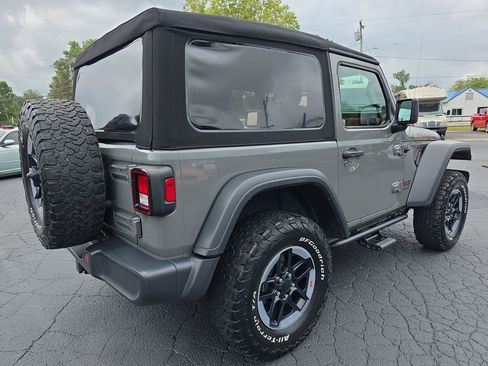 Used 2018 Jeep Wrangler Rubicon w/ Cold Weather Group image 2