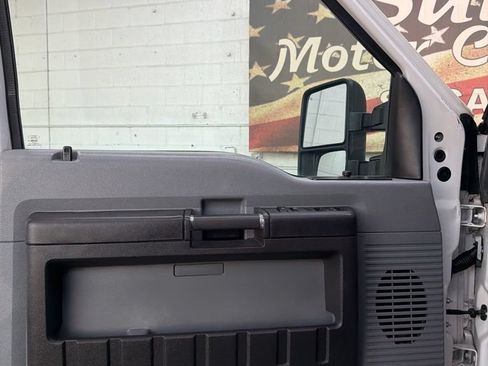 Used 2014 Ford F550 4x4 Crew Cab Super Duty image 21