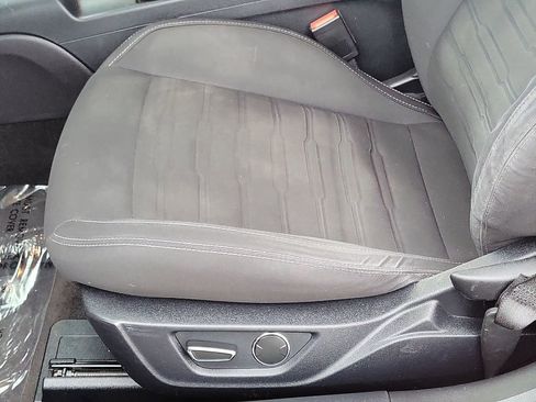 Used 2016 Ford Mustang Coupe image 14