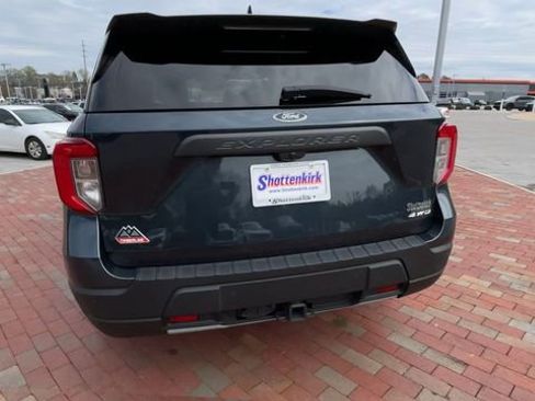 Used 2022 Ford Explorer Timberline w/ Timberline Technology Package image 8