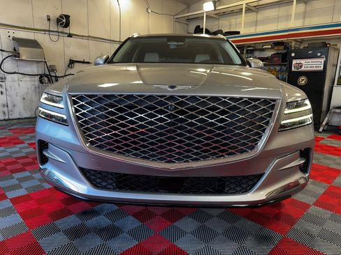 Used 2022 Genesis GV80 2.5T w/ Prestige Package 04 AWD/4WD image 2