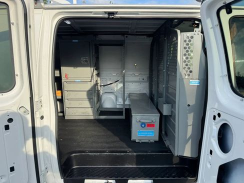 Used 2013 Ford E-250 and Econoline 250 w/ PWR Group RWD image 17