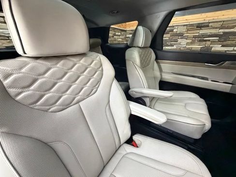 Used 2021 Hyundai Palisade Limited w/ Cargo Package AWD/4WD image 38