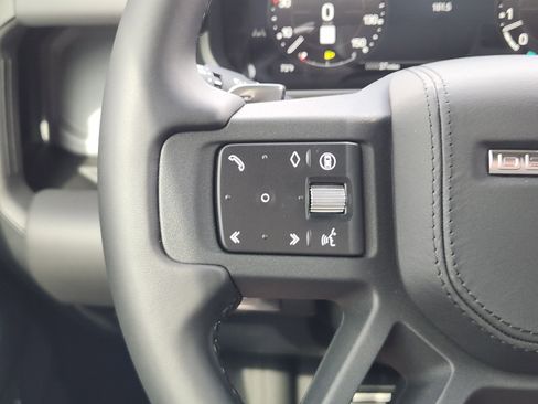 New 2026 Land Rover Defender 90 V8 image 19