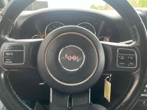 Used 2012 Jeep Wrangler Sport AWD/4WD image 19