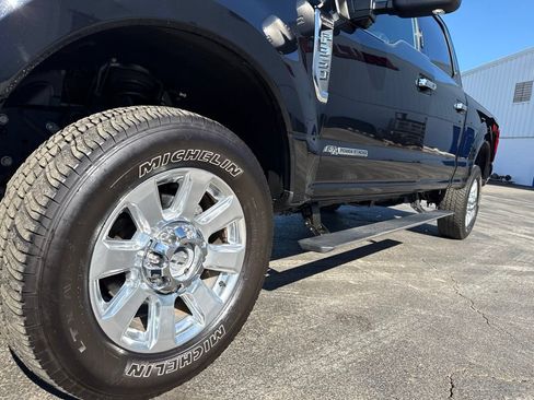 Used 2020 Ford F350 Platinum w/ FX4 Off-Road Package AWD/4WD image 42