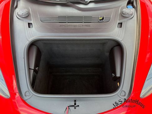 Used 2019 Porsche 718 Cayman RWD image 33