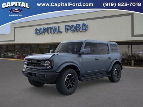 New 2025 Ford Bronco Outer Banks AWD/4WD image 1