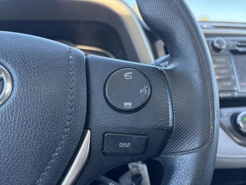 Used 2014 Toyota RAV4 XLE image 14