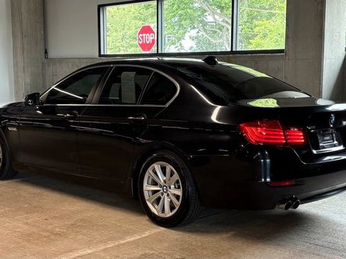 Used 2015 BMW 528i xDrive Sedan AWD/4WD image 3