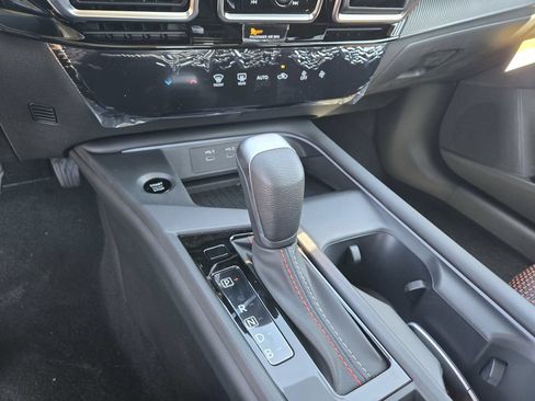 New 2026 Nissan Sentra SR w/ Floor Mat Package FWD image 15