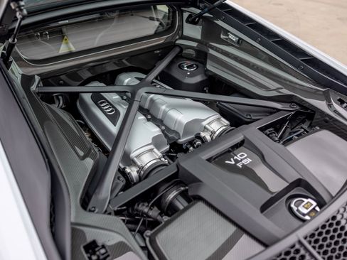 Used 2018 Audi R8 V10 plus AWD/4WD image 39