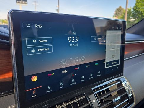Used 2022 Lincoln Navigator Reserve AWD/4WD image 21