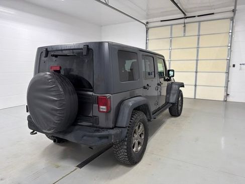 Used 2018 Jeep Wrangler Unlimited Sport w/ Dual Top Group AWD/4WD image 8