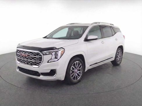 Used 2023 GMC Terrain Denali w/ Denali Premium Package image 1