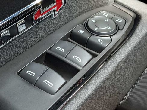Used 2024 GMC Sierra 1500 AT4 w/ Technology Package AWD/4WD image 26
