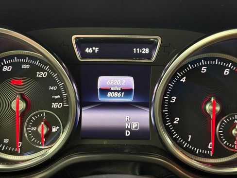 Used 2019 Mercedes-Benz GLE 400 4MATIC image 16