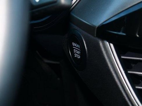 Used 2023 Ford Escape Active image 19