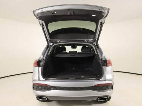 Certified 2025 Audi Q5 Premium w/ Convenience Package AWD/4WD image 24