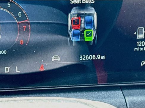Used 2025 Ford Mustang Premium RWD image 12