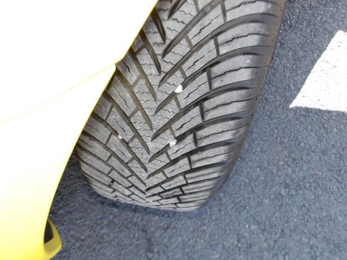 Used 2003 Toyota MR2 RWD image 27