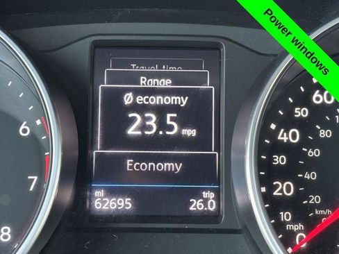 Used 2021 Volkswagen Tiguan S image 21