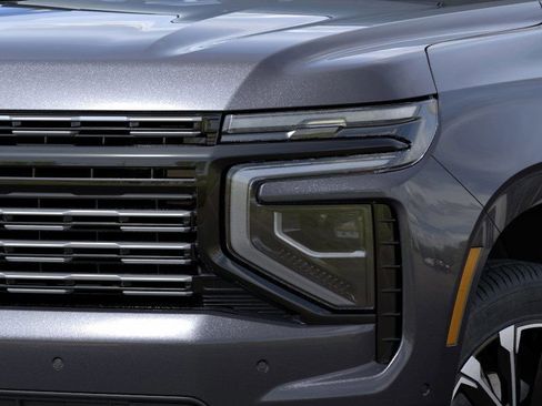 New 2026 Chevrolet Suburban High Country image 10
