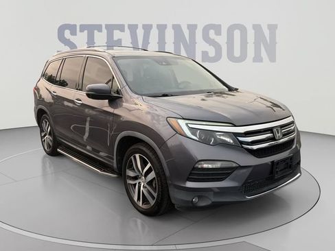 Used 2017 Honda Pilot Elite image 7